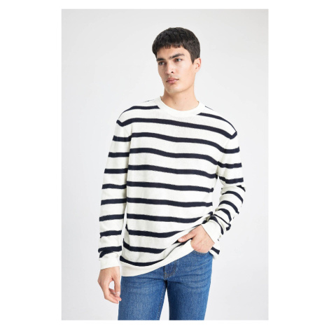 DEFACTO Ecru Standard Fit Regular Cut Crew Neck Striped Knitwear Sweater