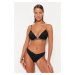 Trendyol Black Underwired Bikini Top s doplnkami