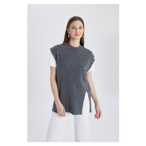 DEFACTO Regular Fit Crew Neck Knitwear Basic Sweater