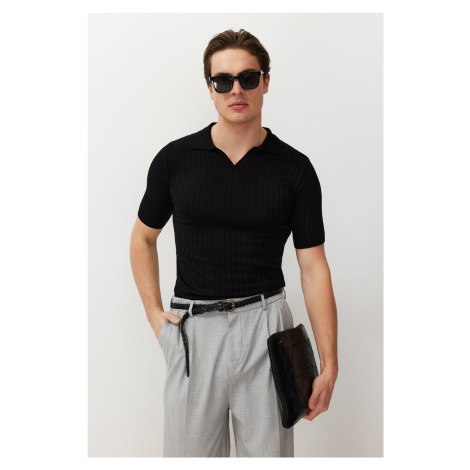 Trendyol FL Black Slim-Narrow Polo Neck Plain Knitwear Polo Neck T-shirt