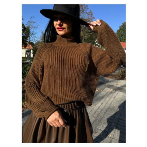Hnedý pletený sveter iMóda