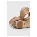 Kožené sandále Baldowski dámske, zlatá farba