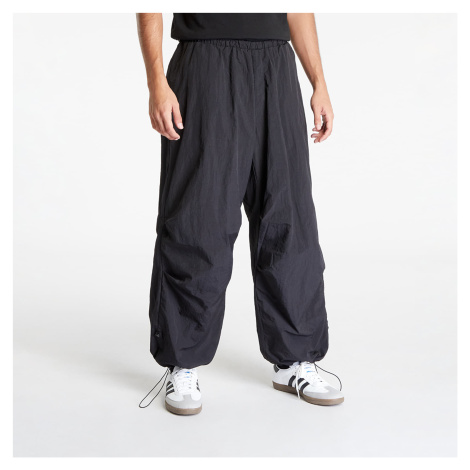 Kalhoty Urban Classics Nylon Parachute Pants Black