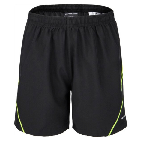 čierne chlapčenské športové kraťasy a šortky