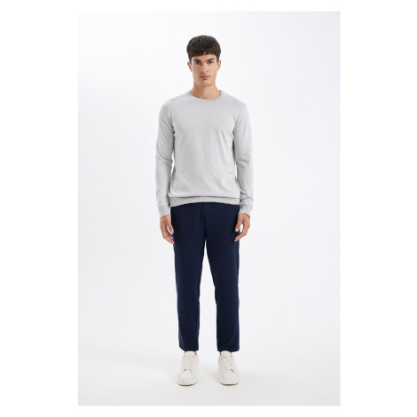 DEFACTO Standard Fit Regular Cut Crew Neck Basic Plain Knitwear Casual Sweater