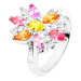 Prsteň v striebornom odtieni, veľký kvet s farebnými a čírymi lupeňmi - Veľkosť: 57 mm