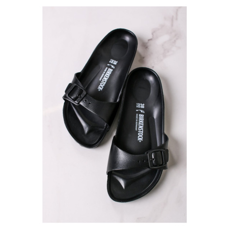 Dámske šľapky a žabky Birkenstock