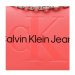 Calvin Klein Jeans Kabelka Sculpted Ew Flap Conv25 Mono K60K607198 Koralová
