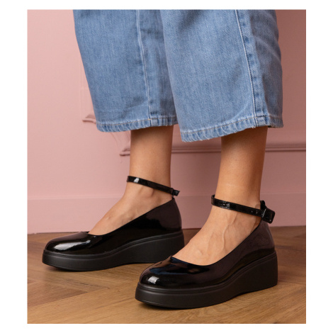marka niezdefiniowana Black patent leather platform Oxfords Tanga
