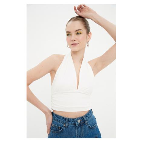 Trendyol Ecru Weightlifting Fitted Crop Knitted Blouse
