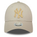 NEW ERA-940W MLB Wmns metallic logo 9forty NEYYAN beige Béžová 54,9/59,6cm