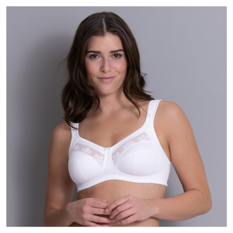 Vystužené a polovystužené podprsenky Anita