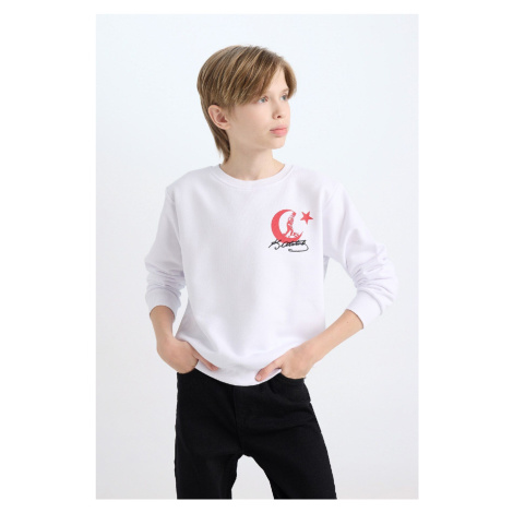 DEFACTO Boy White Crew Neck Atatürk Printed Embroidered Sweatshirt