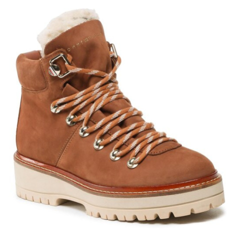 Tommy Hilfiger Outdoorová obuv Leather Outdoor Flat Boot FW0FW06822 Hnedá