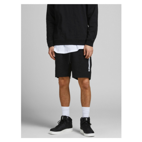 Pánske športové kraťasy a šortky Jack & Jones