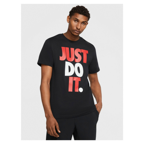 Pánske športové tričká Nike