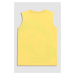 Detský bavlnený top Coccodrillo žltá farba, s potlačou