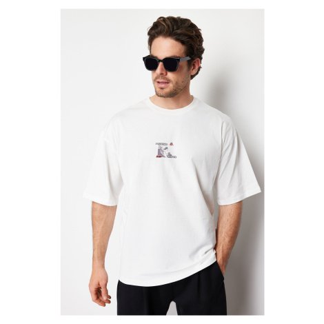 Trendyol Ecru Oversize Skateboard Printed 100% Cotton T-Shirt