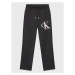 Calvin Klein Jeans Teplákové nohavice Monogram IG0IG01985 Čierna Regular Fit