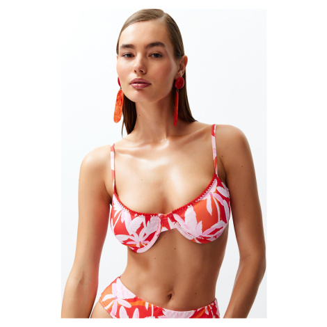 Trendyol Tropical Patterned Balcony Embroidered Bikini Top