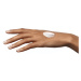 Clarins Super Restorative Hand Cream krém na ruky obnovujúci pružnosť pokožky