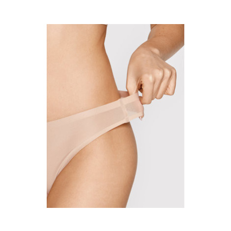 Chantelle Stringové nohavičky Soft Stretch C26490 Béžová