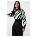 Trendyol Black Zebra Patterned Crop Knit Sweater