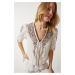 Happiness İstanbul Women's Beige Embroidered Balloon Sleeve Linen Blouse