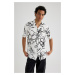 DEFACTO Regular Fit Printed Short Sleeve Shirt