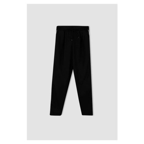 DEFACTO Jogger Pocket Short Leg Trousers