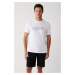 Avva Men's White Ultrasoft Crew Neck Shiny Print Detailed Standard Fit Regular Cut T-shirt