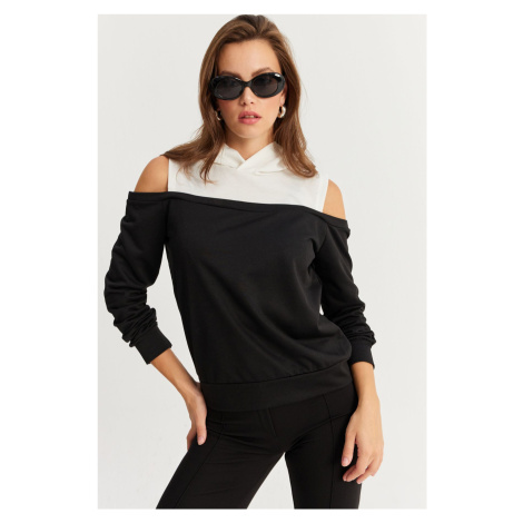 Cool & Sexy Women's Black-White Off-Shoulder Sweatshirt TF15