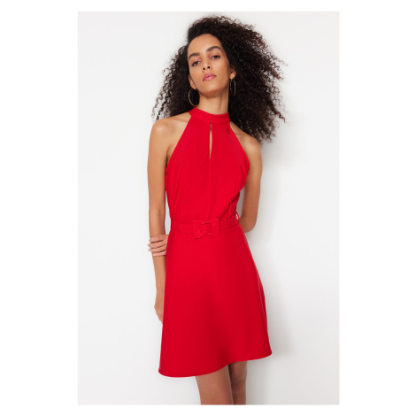 Trendyol Red Belted A-cut mini tkané šaty s vysokým výstrihom