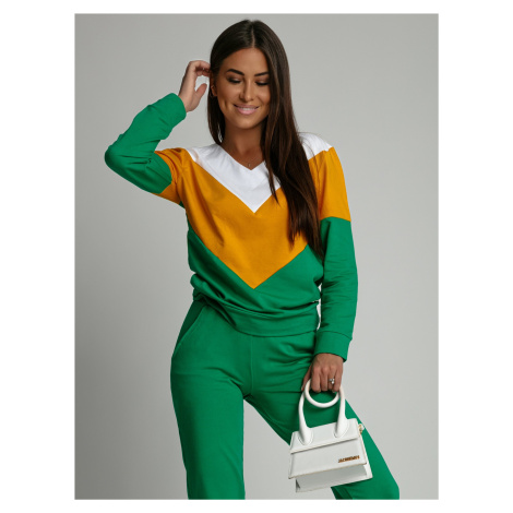 Women's tracksuit in green FASARDI