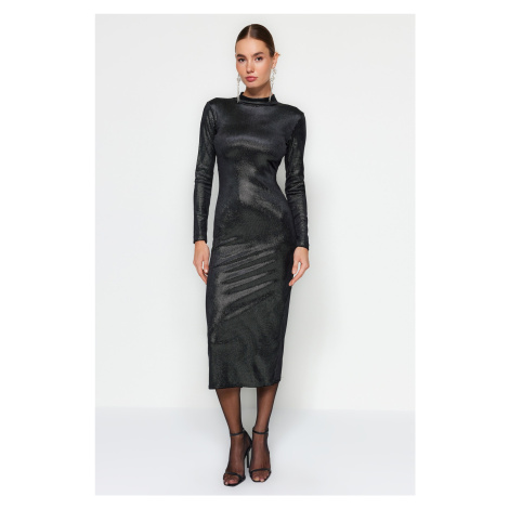 Šaty s dlhým rukávom Trendyol