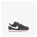 Nike Md Valiant