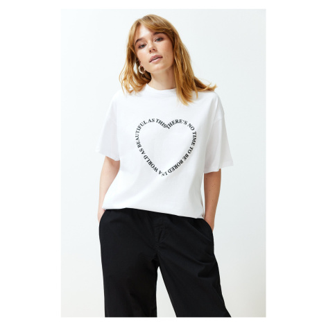 Trendyol White 100% Cotton Heart Motto Printed Oversize/Casual Fit Knitted T-Shirt