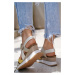 Žlto-béžové platformové sandále 140735