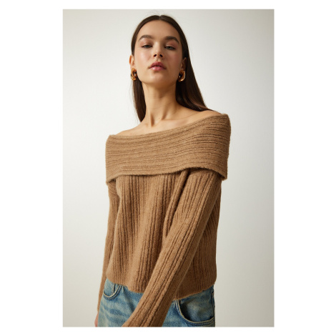 Happiness İstanbul Women's Camel Madonna Collar Knitwear Sweater