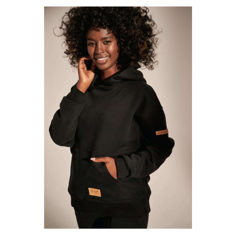 Black sweatshirt from Moheli MOTHER EARTH recycled