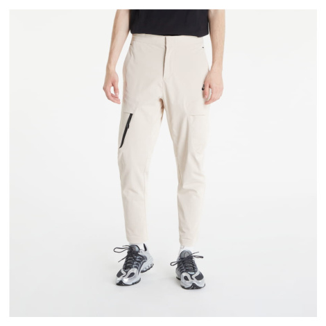 Nike Sportswear Tech Essentials Cargo Trousers Creamy