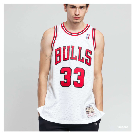 Dres Mitchell & Ness NBA Swingman Jersey Chicago Bulls Scottie Pippen 33 bílý