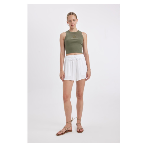 DEFACTO Regular Fit Normal Waist Straight Leg Crinkle Viscose Shorts