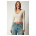 Happiness İstanbul Women's Cream V-Neck Crop Knitted Blouse