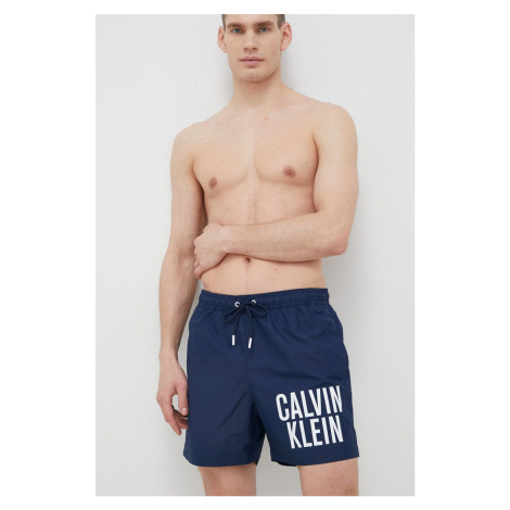 Plavkové šortky Calvin Klein tmavomodrá farba