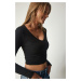 Happiness İstanbul Women's Black V-Neck Crop Knitted Blouse