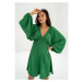 Letné zelené šaty MOSQUITO s výstrihom do V
