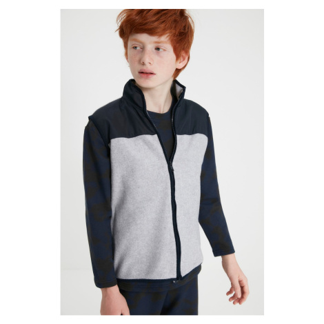 Trendyol Gray Color Block Fleece Inside Boy Knitted Thick Vest