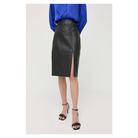 Kožená sukňa BOSS čierna farba, mini, rovný strih Hugo Boss