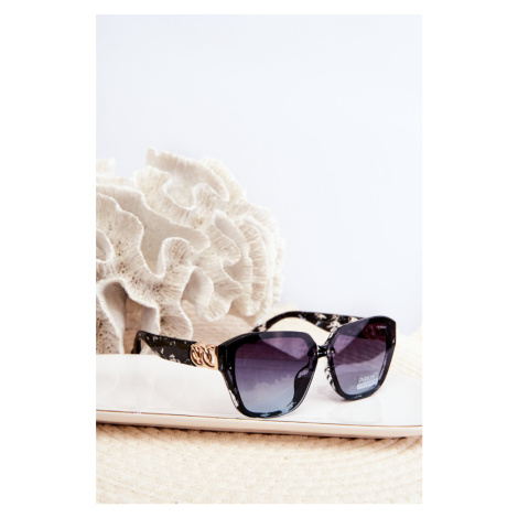 Women's sunglasses with gold details UV400 black